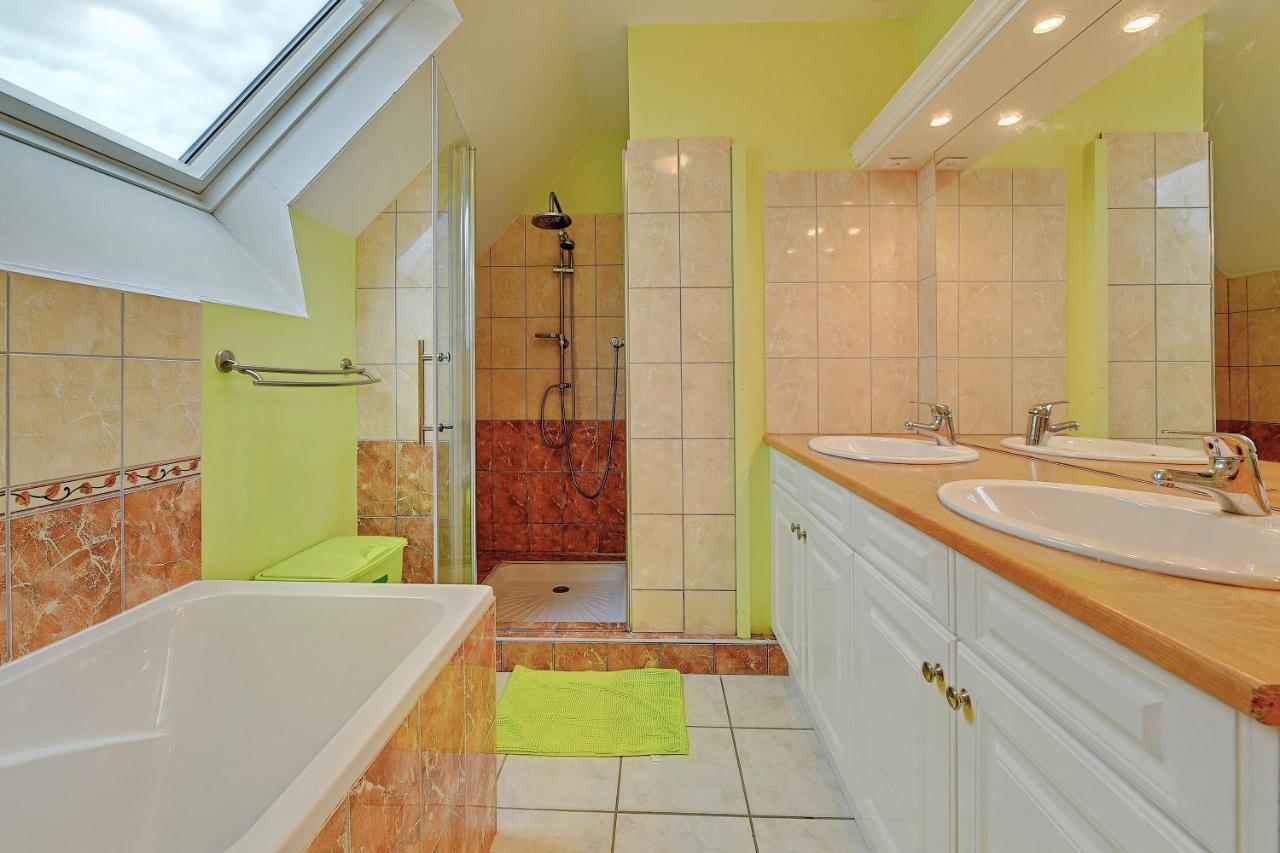 Gite Baie Du Mont Saint Michelヴィラ エクステリア 写真